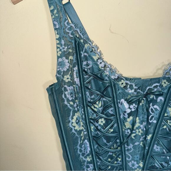 VICTORIAS SECRET Turquoise Lace Up festival wear boned corset M DD - Picture 3 of 3